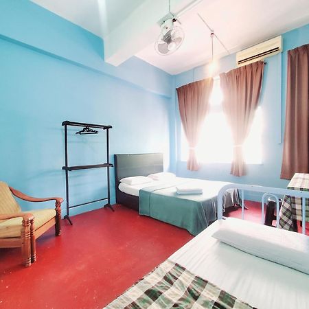 The Jesselton Cabin Sdn Bhd Kota Kinabalu Dış mekan fotoğraf